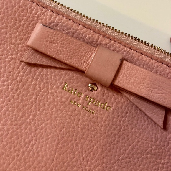 kate spade Handbags - KATE SPADE wristlet (light pink)